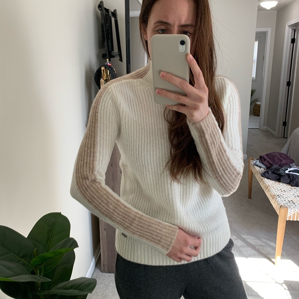 Abercrombie Small Cream/tan Turtleneck Sweater - small